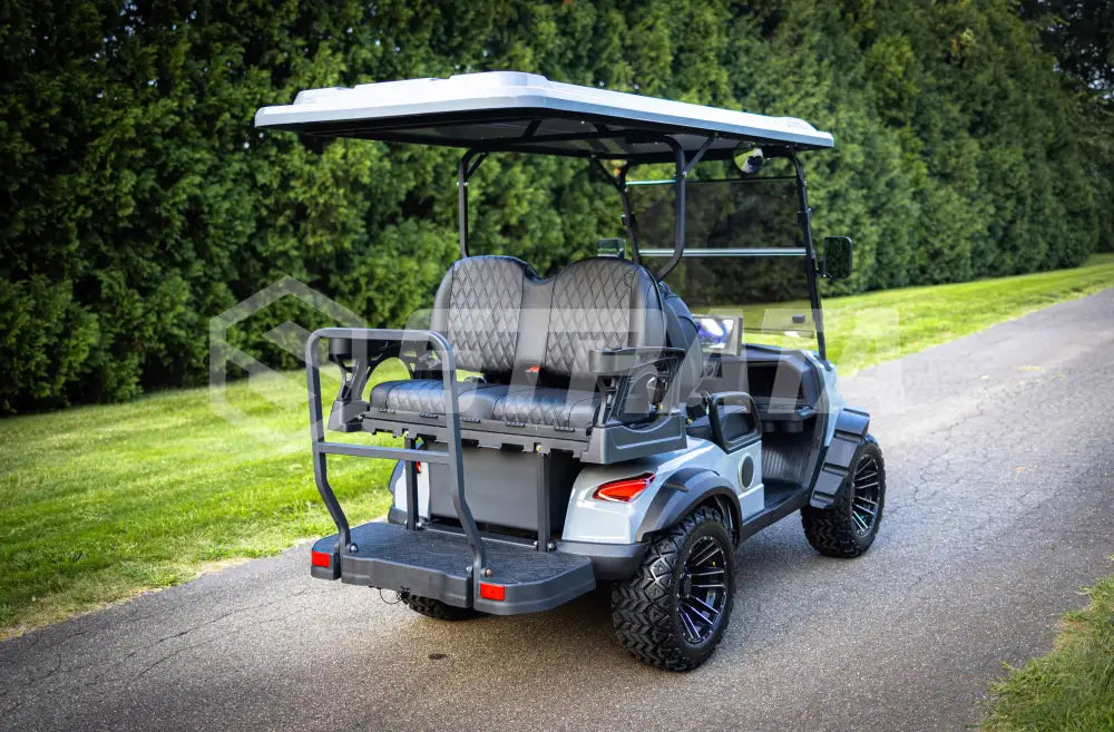 Golf Cart - Strata Cruiser